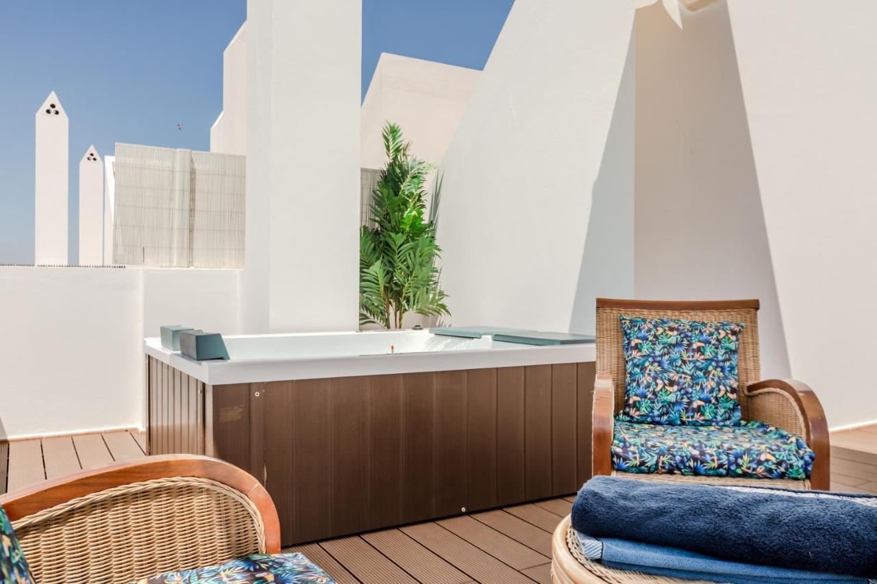 Seascape Villa Private Pool & Rooftop Jacuzzi With Sea View Near Manta Rota Beach Vila Nova de Cacela Exterior foto